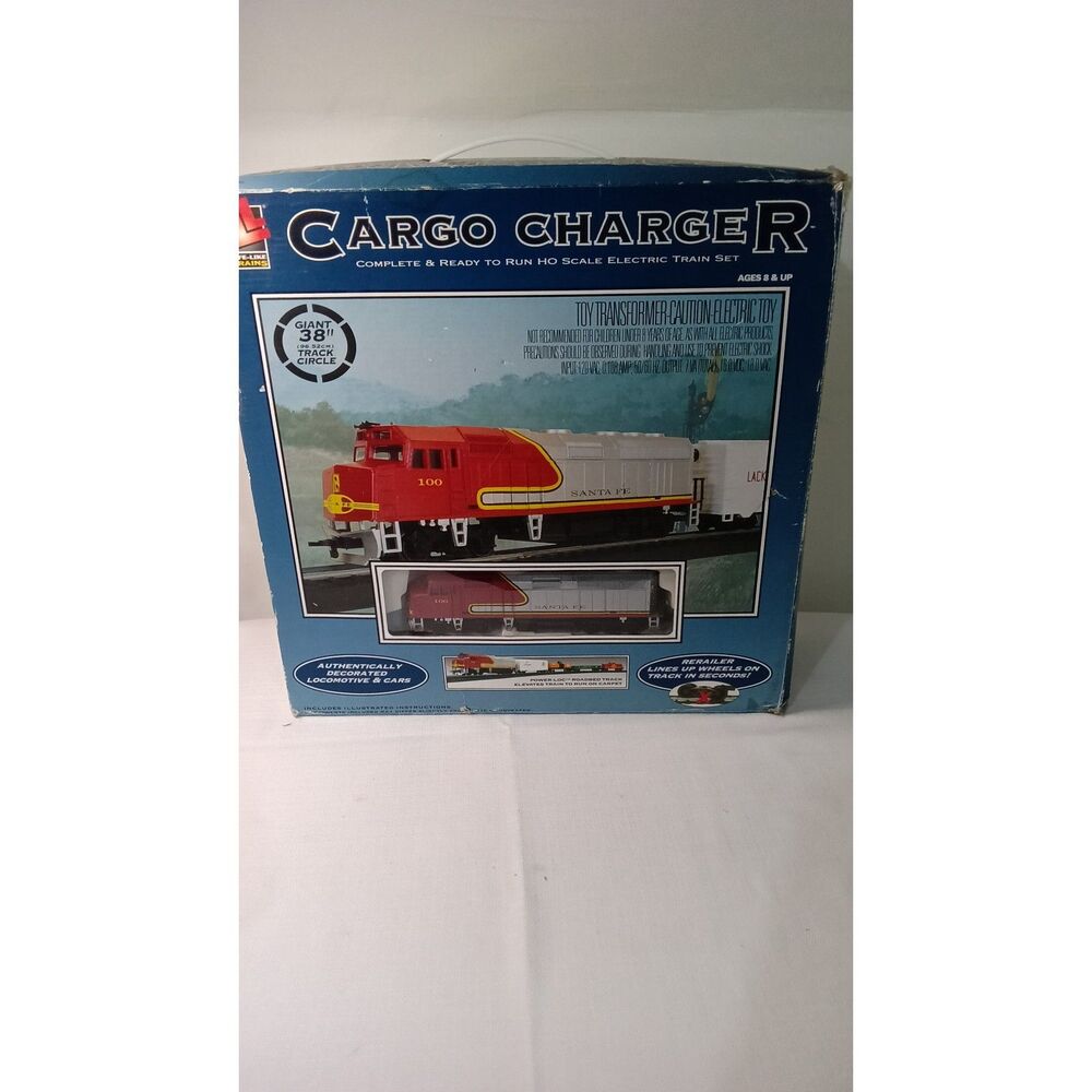 Life-Like Cargo Charger HO Scale Electric Train Set Santa Fe